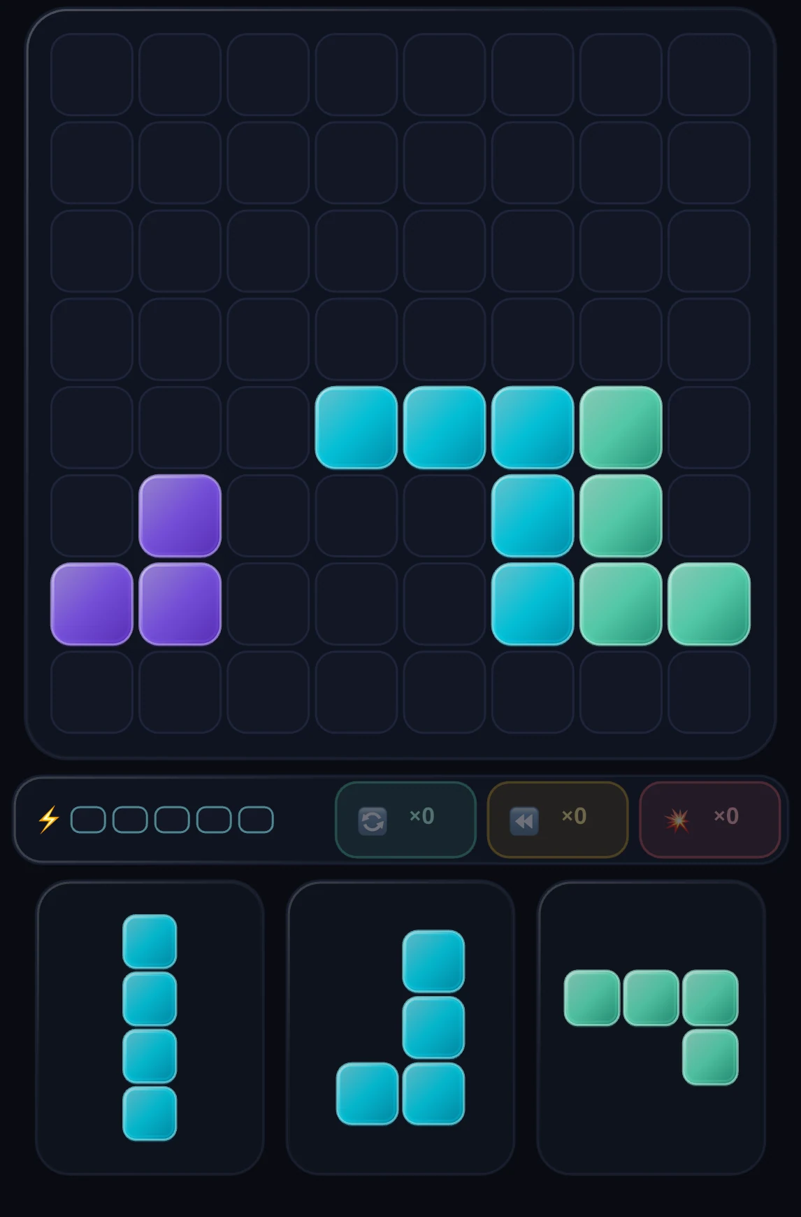 Detail of a real Gridune Endless game showing the block board and three-piece tray.
